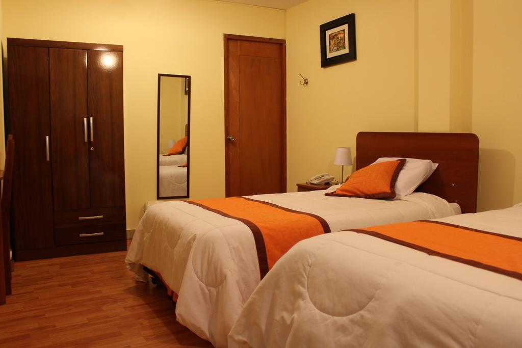 Yuraq Hotel Cajamarca Dış mekan fotoğraf